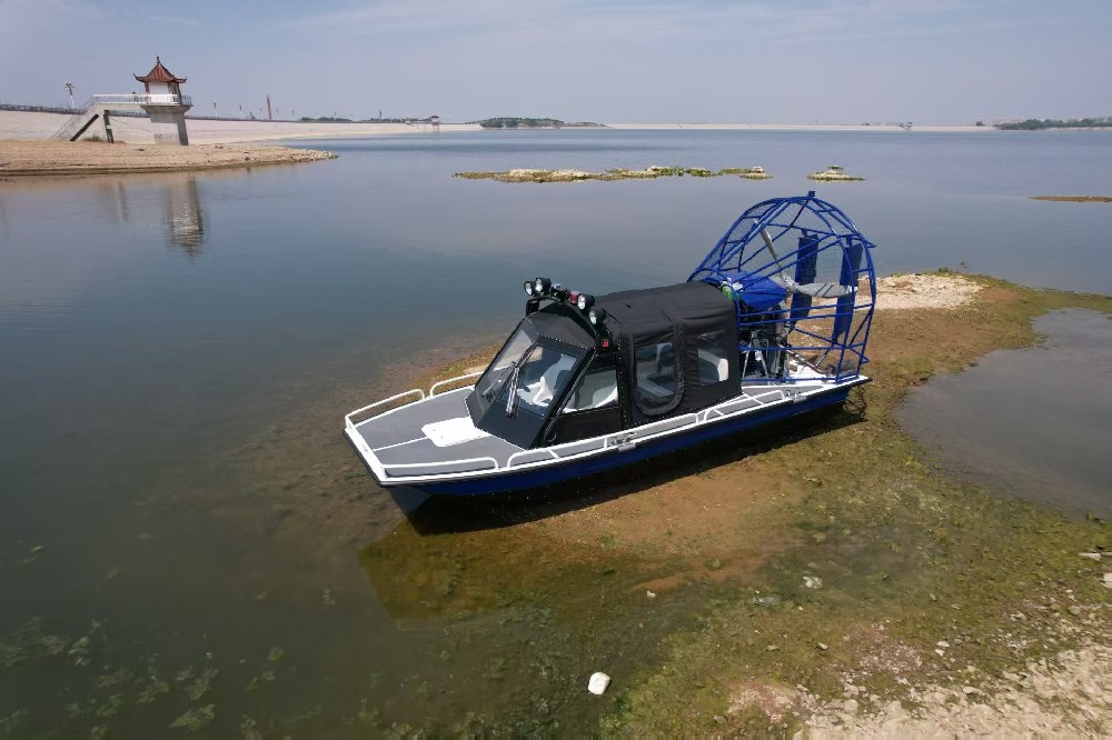 多地阴雨应急物资更应储备